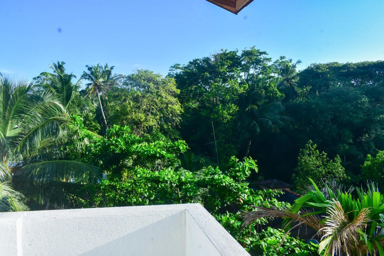 Onera Villa Hikkaduwa Exterior photo